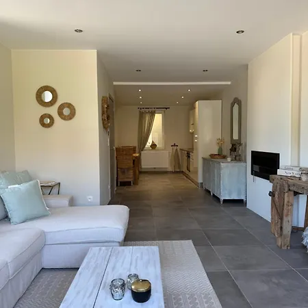 La Parenthese Des Charmes Apartment *